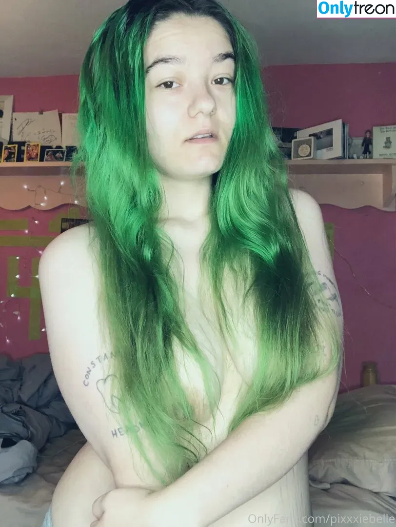 pixxxiebelle nude photo #0109 (thepixiebelles)