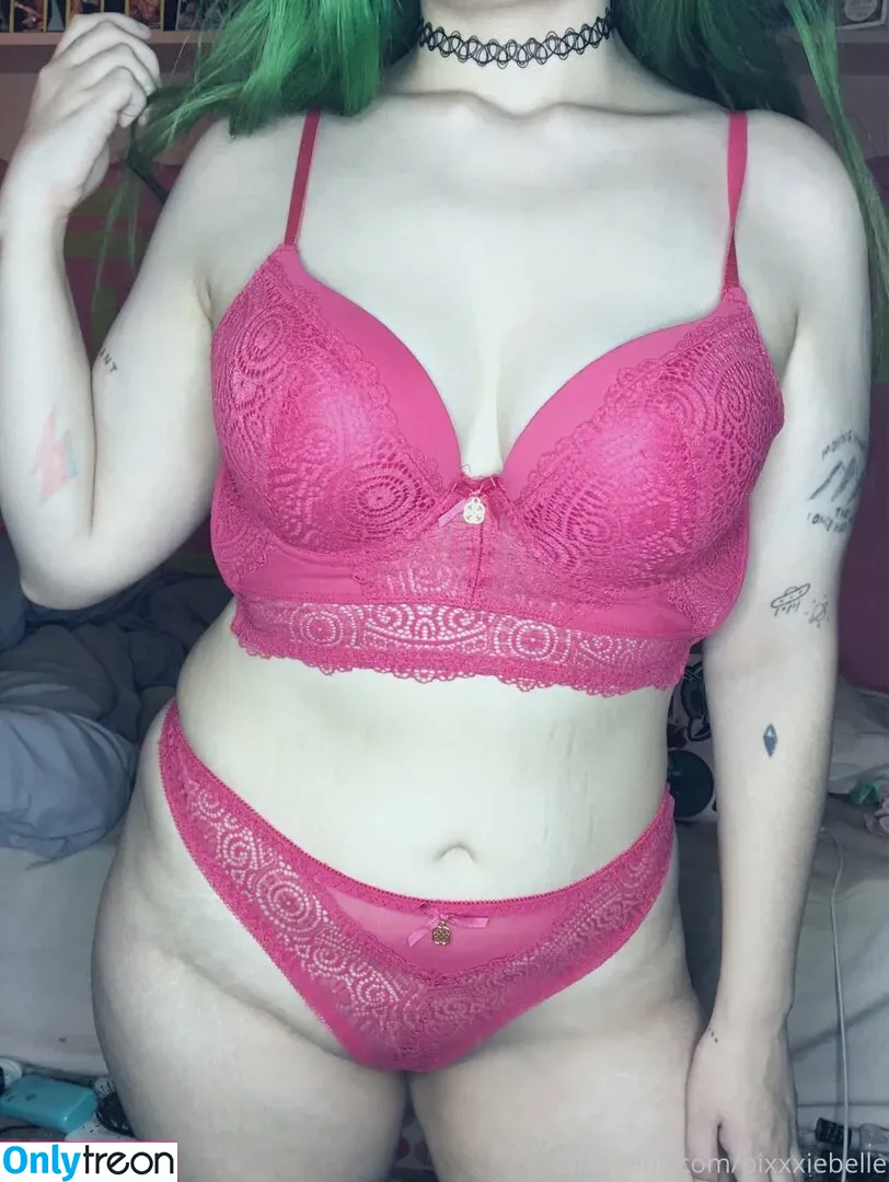pixxxiebelle nude photo #0123 (thepixiebelles)
