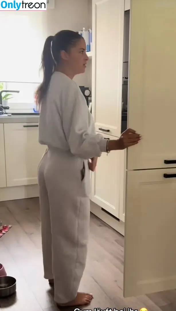 Pkshelenaofficial nude photo #0065 (Pkshelenaofficial)