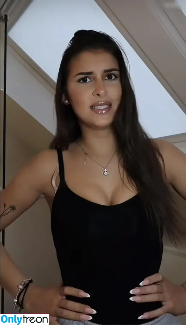 Pkshelenaofficial nude photo #0072 (Pkshelenaofficial)