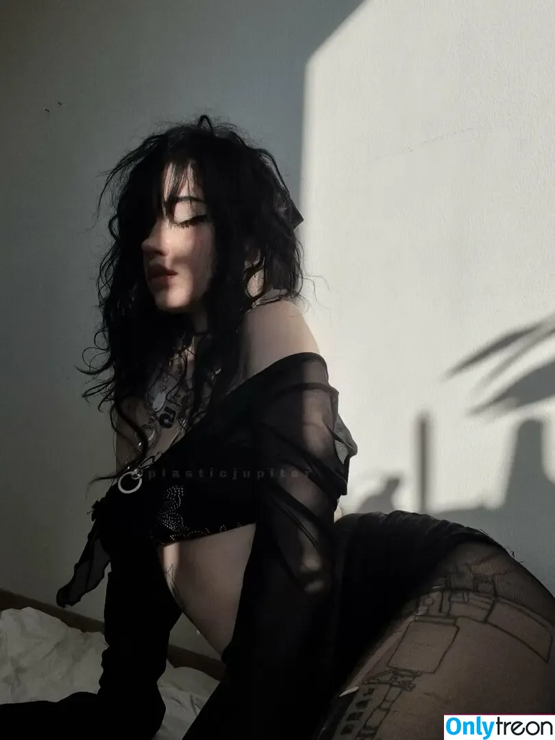 Plasticjupiter nude photo #0050 (arlenv1 / plasticneptune / victoria)