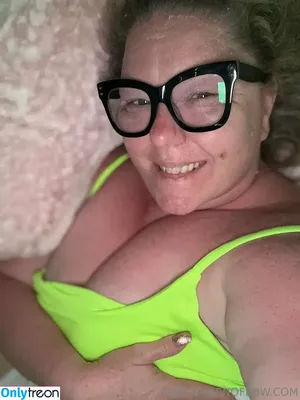platinumpuzzy / platinumpuzzyradio nude photo #0070