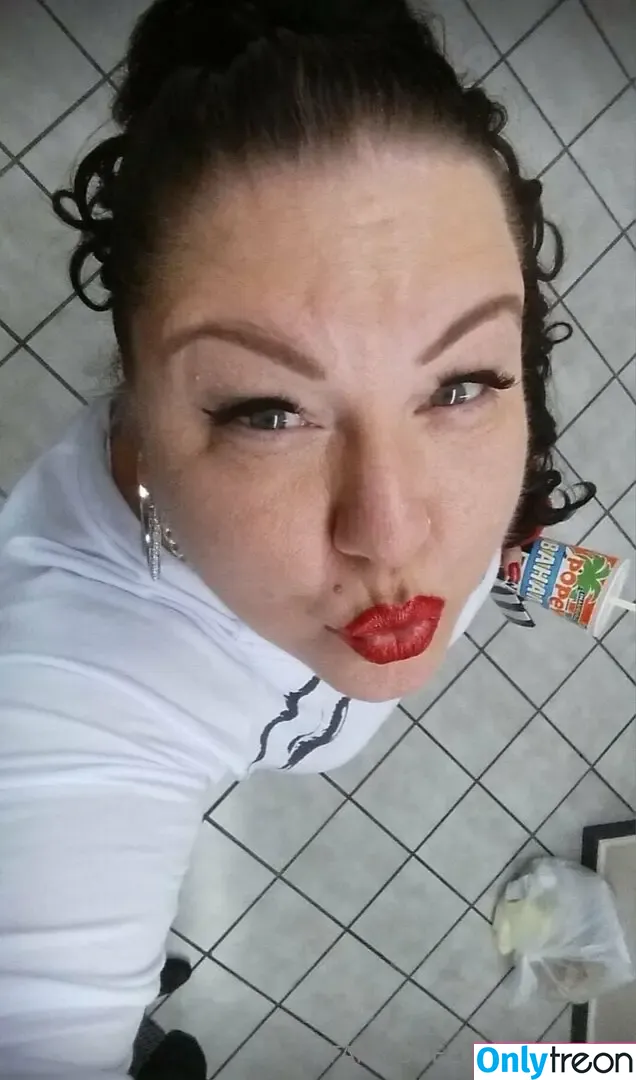 platinumpuzzy nude photo #0085 (platinumpuzzyradio)