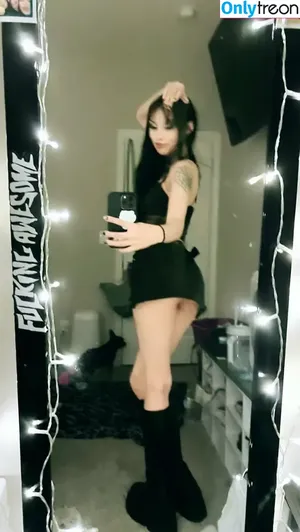  nude photo #0004