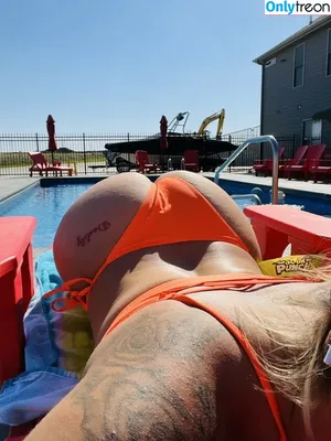 nude photo #0002