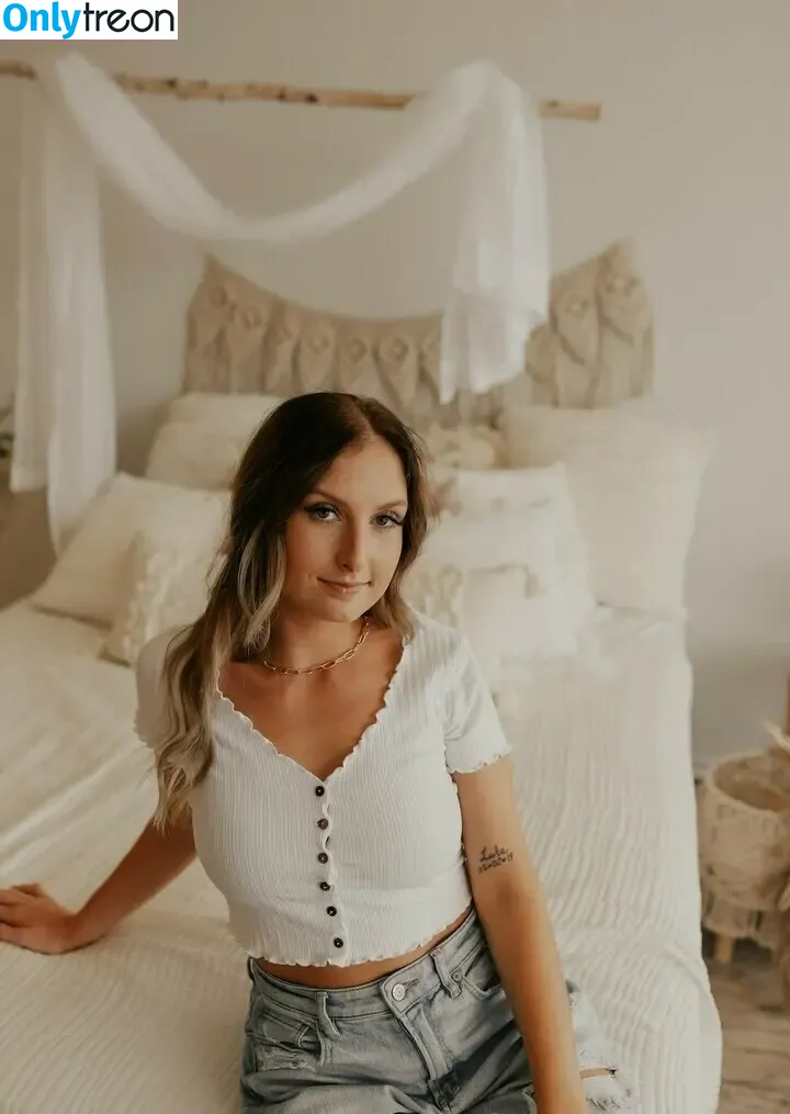 PlaymateSashaVIP nude photo #0016 (PlaymateSasha / hippychick7609)