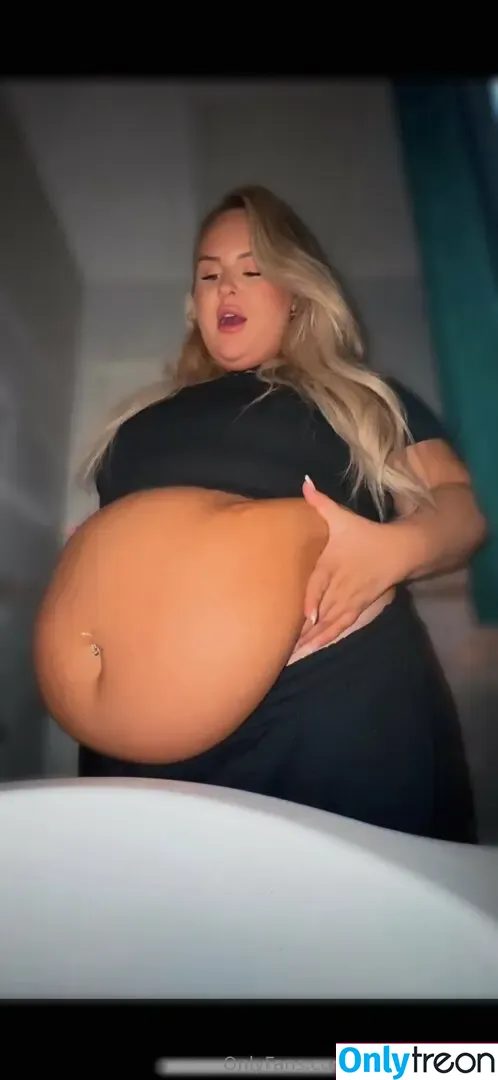 plumpbarbie97 nude photo #0005 (oldchubby06)