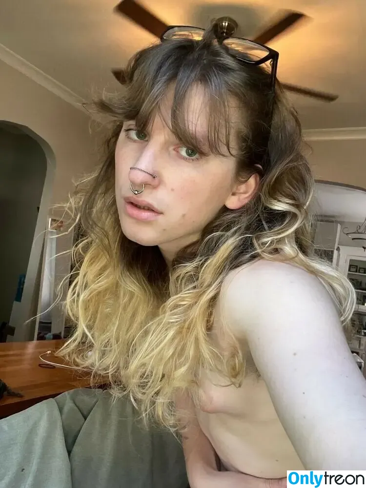 plushieguts nude photo #0060 (plushiegutss)