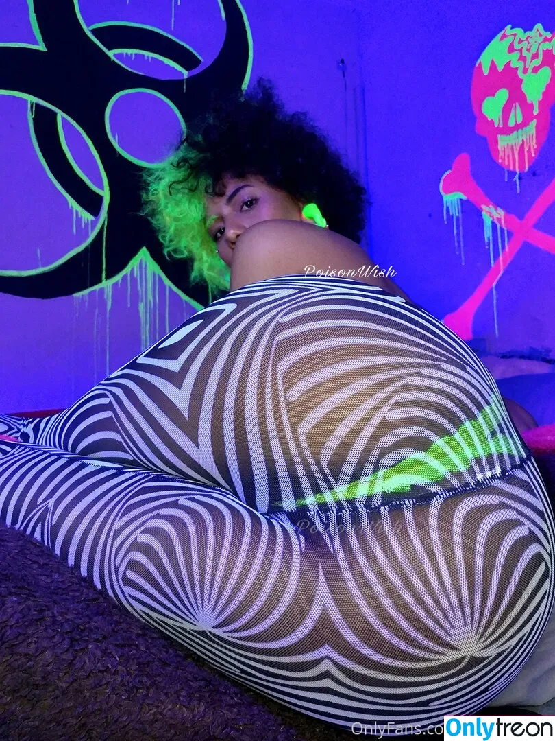 poisonwish nude photo #0120 (poisonwish_)