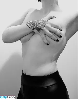 Pokedex / Tiny Milf / pokedex_fillers nude photo #0122