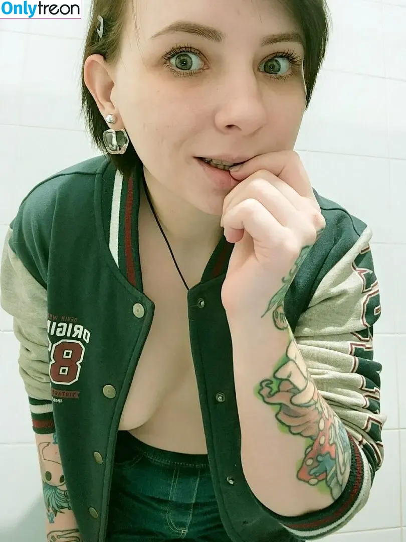Pokedex nude photo #0139 (Tiny Milf / pokedex_fillers)