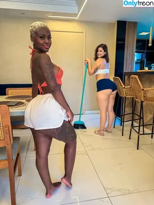 Poliana Ferreira / Barbiepretha / Poliferreira01 / i.ampoli nude photo #0034