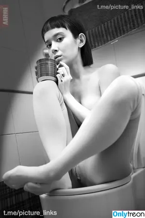 Polina Knyazeva / polushatolstusha nude photo #0532