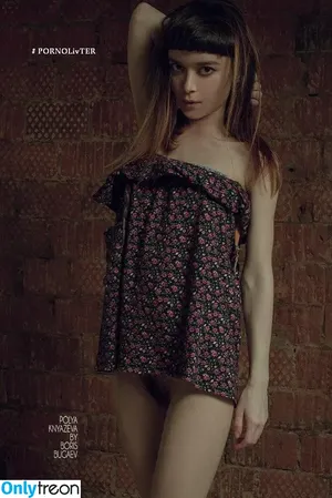 Polina Knyazeva / polushatolstusha nude photo #0549