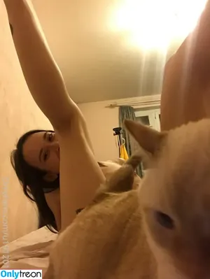 Polina Knyazeva / polushatolstusha nude photo #0570