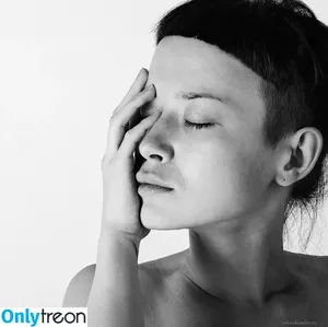 Polina Knyazeva / polushatolstusha nude photo #0627