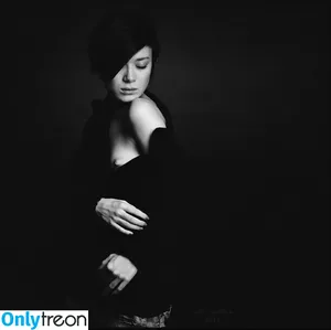 Polina Knyazeva / polushatolstusha nude photo #0628