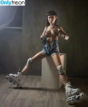 Polina Knyazeva / polushatolstusha nude photo #0697