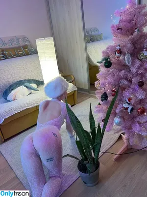 Polina Knyazeva / polushatolstusha nude photo #0771