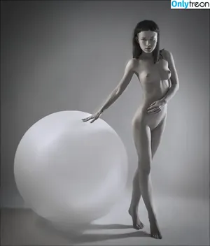 Polina Knyazeva / polushatolstusha nude photo #0821