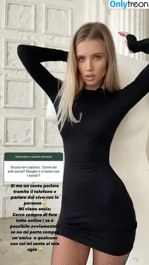 Polina Malinovskaya / polinamalinovskaya nude photo #0384