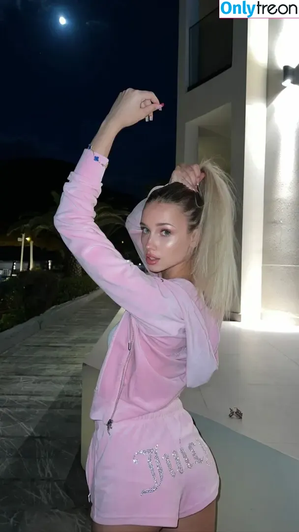 Polina Malinovskaya nude photo #0304 (polinamalinovskaya)
