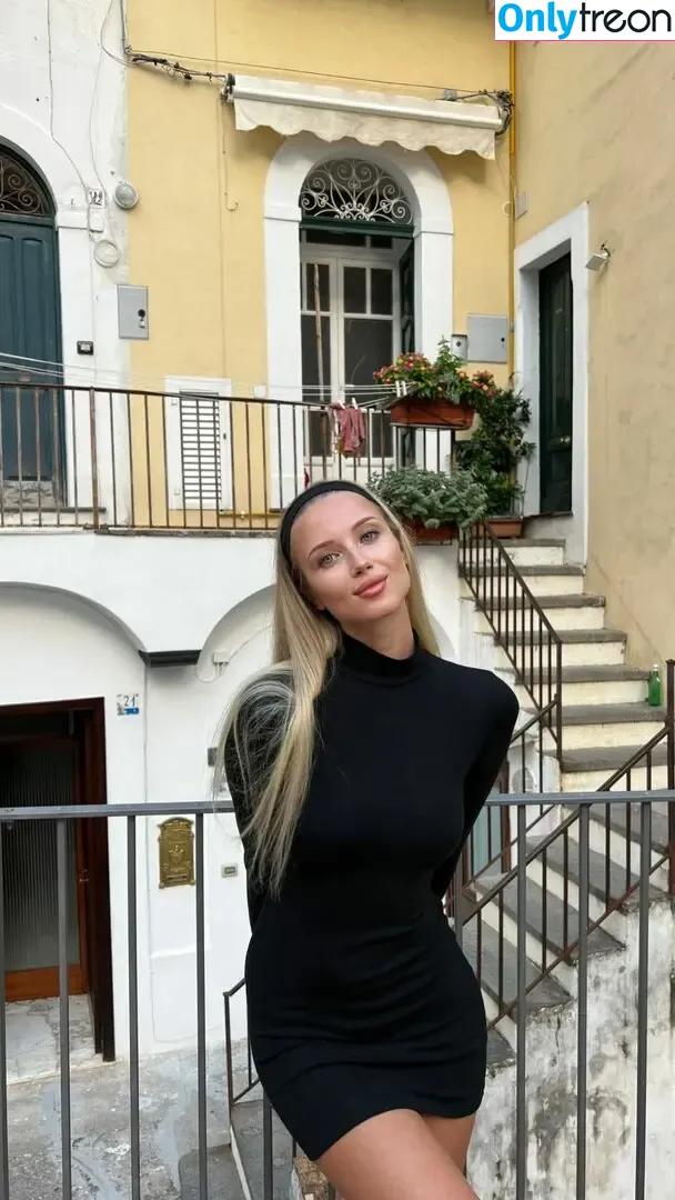 Polina Malinovskaya nude photo #0334 (polinamalinovskaya)