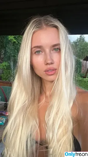 Polina Malinovskaya / polinamalinovskaya nude photo #1330