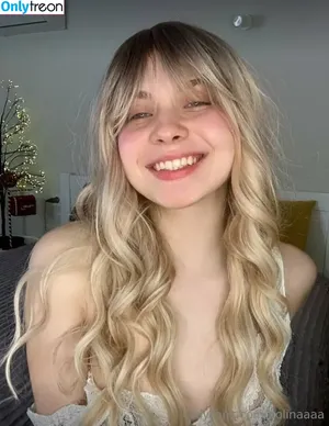  nude photo #0004