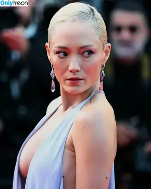Pom Klementieff / Mantis from Guardiansthe Galaxy / pom.klementieff / pomklementieff nude photo #0321