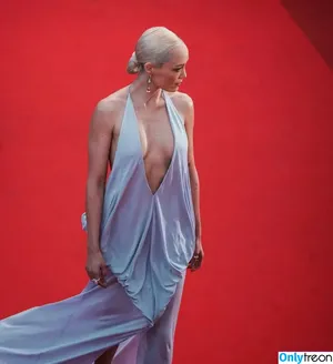 Pom Klementieff / Mantis from Guardiansthe Galaxy / pom.klementieff / pomklementieff nude photo #0327