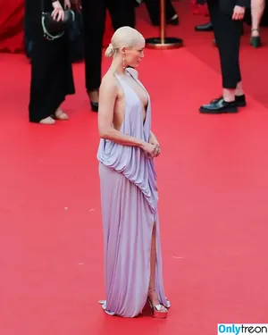 Pom Klementieff / Mantis from Guardiansthe Galaxy / pom.klementieff / pomklementieff nude photo #0329