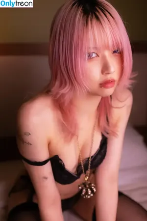  nude photo #0002