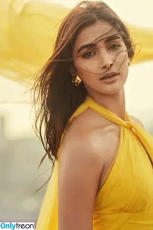 Pooja Hegde / hegdepooja nude photo #0088