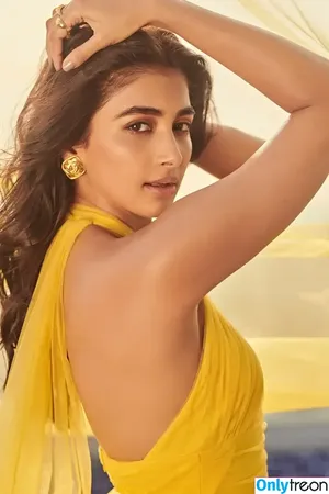 Pooja Hegde / hegdepooja nude photo #0091