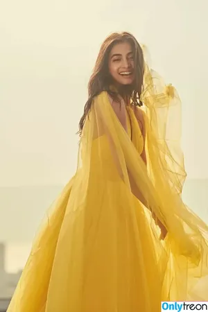 Pooja Hegde / hegdepooja nude photo #0095