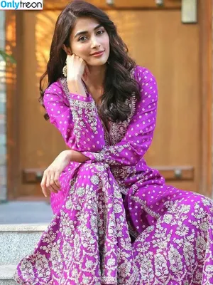 Pooja Hegde / hegdepooja nude photo #0124