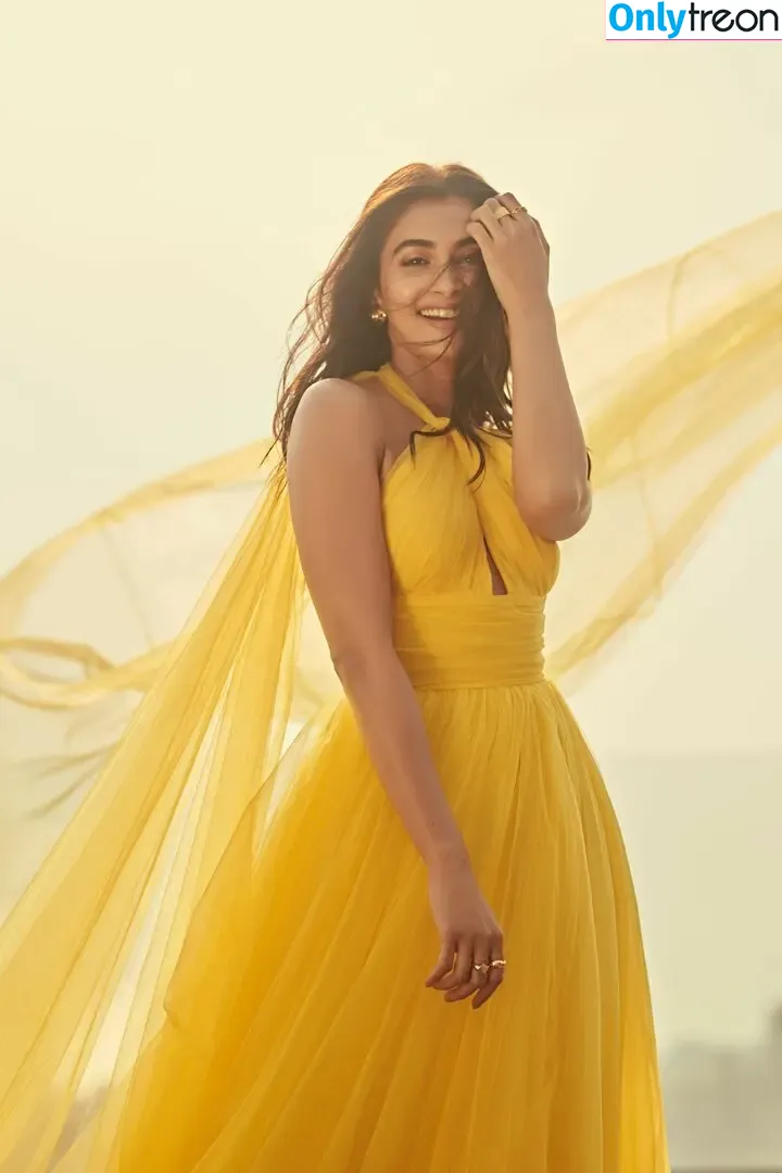 Pooja Hegde nude photo #0083 (hegdepooja)