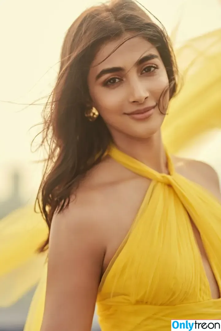 Pooja Hegde nude photo #0084 (hegdepooja)