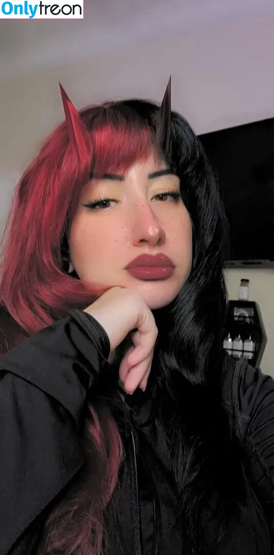 poppycarmine nude photo #0031 (impoppy)