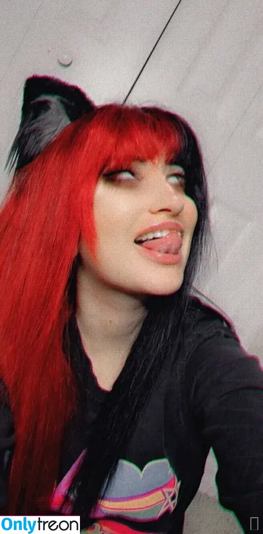 poppycarmine nude photo #0040 (impoppy)