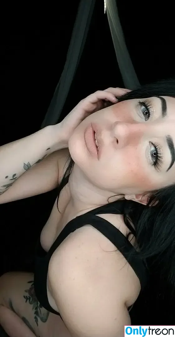 poppycarminexxx nude photo #0093 (poppycarminexxx)