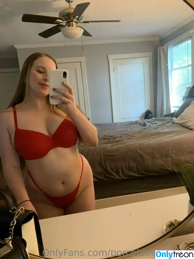 porcelainpiggiesff nude photo #0137 (porcelain_piggy)