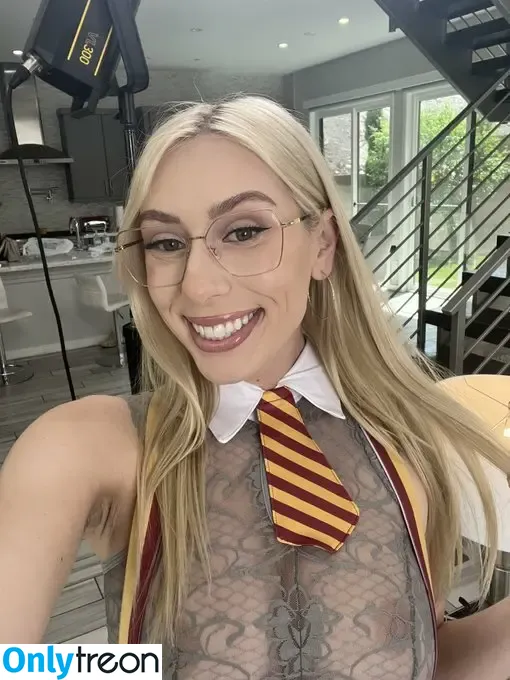 Porn Witches From Harry Potter nude photo #0098 (Porn Witches From Harry Potter)