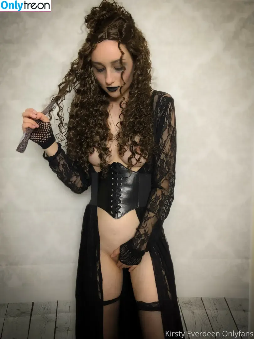 Porn Witches From Harry Potter nude photo #0114 (Porn Witches From Harry Potter)