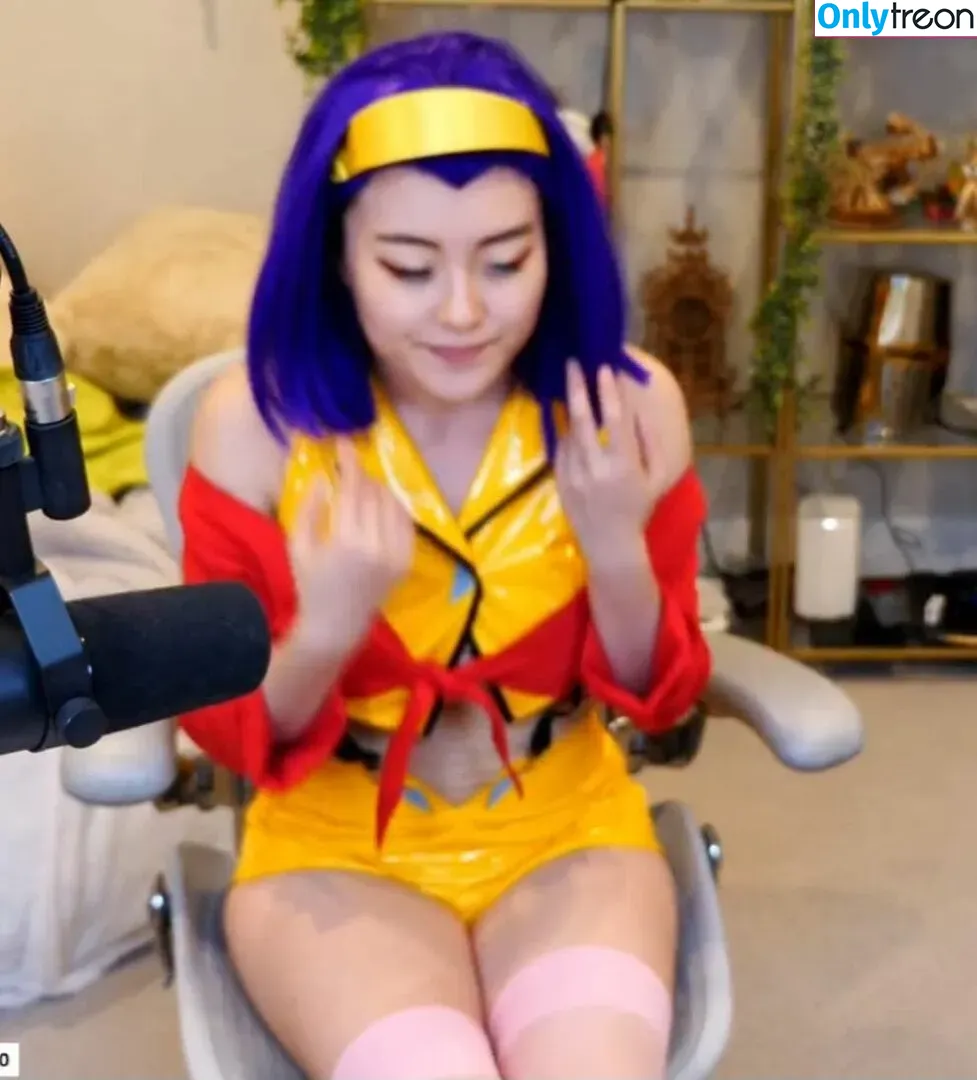 PotasticPanda nude photo #0227 (Jeannie / MXRPlays / mmoxreview / mxrlovesfans)