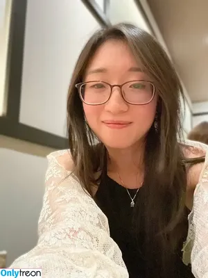 PotasticPanda / mxrlovesfans nude photo #0007