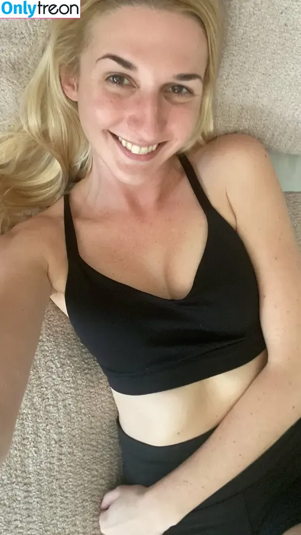 potprincess4200 nude photo #0038 (Caitie / hammlittle / supersimplecaitie)