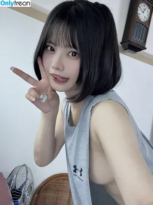 poyodaifukuya / ぽよぽよクラブ / まめだいふく nude photo #0001