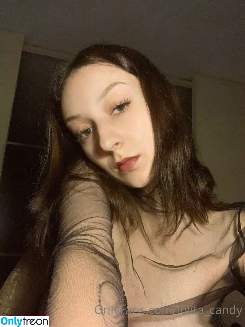 pppoisonnnivy nude photo #0001 (liz_05_dixson)